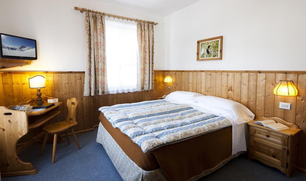 Hotel Bellaria - Cortina dʼAmpezzo Oda fotoğraf