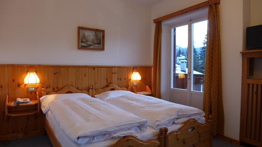 Hotel Bellaria - Cortina dʼAmpezzo Oda fotoğraf