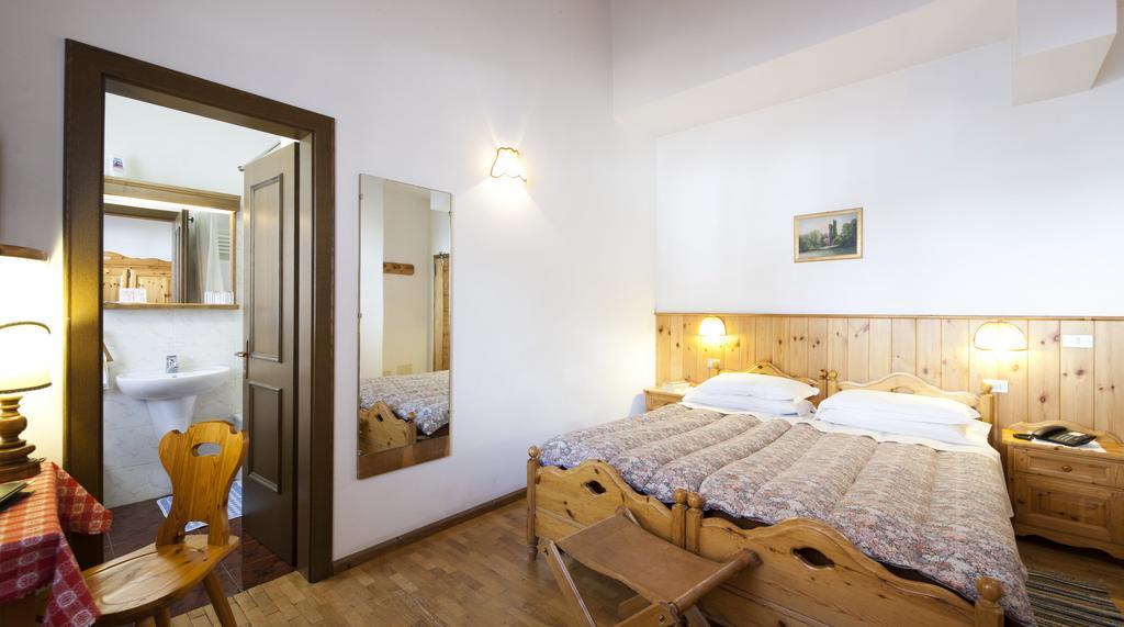 Hotel Bellaria - Cortina dʼAmpezzo Oda fotoğraf