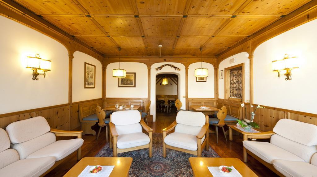 Hotel Bellaria - Cortina dʼAmpezzo Dış mekan fotoğraf